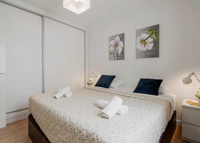 Appartement Cozy Near The By Costarentals - Ref 117 *